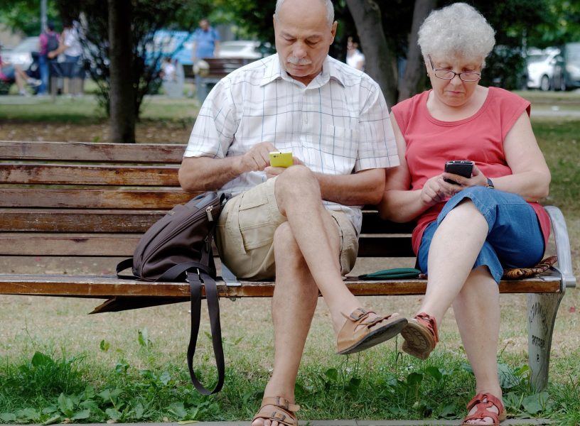 icsilviu-people-4765733_1920 RV park WiFi setup process